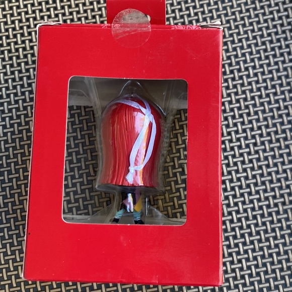 Disney Tim Burton's The Nightmare Before Christmas 25 Year Sally Ornament. - Picture 12 of 13